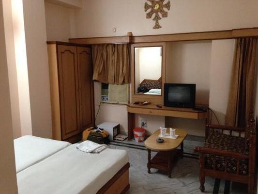 Hotel Surbhi Palace